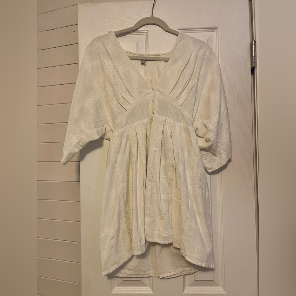 AMUSE white dress